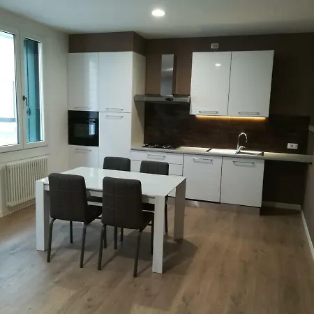 Stradella S.corona 13 Apartamento *