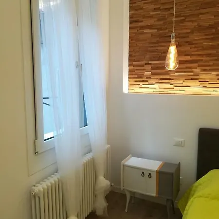 Stradella S.corona 13 *